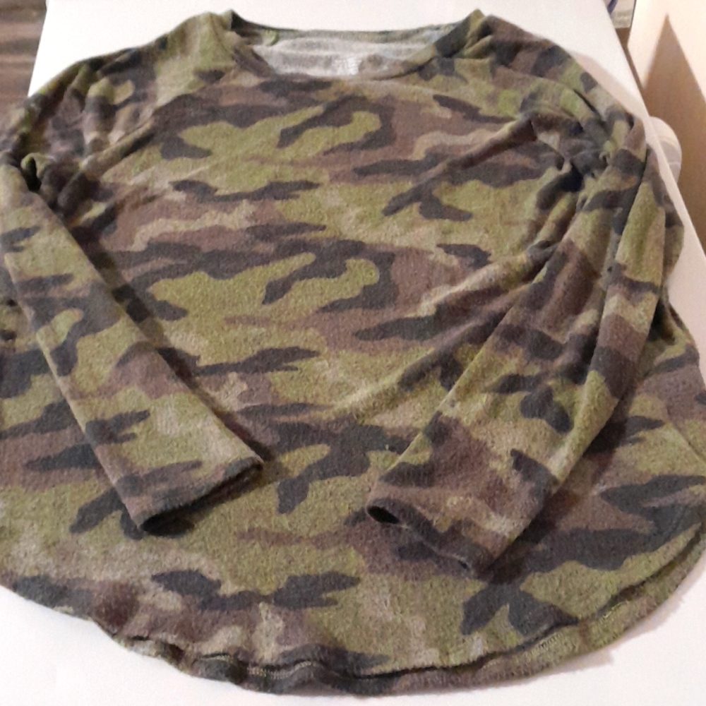 American Eagle Shirt